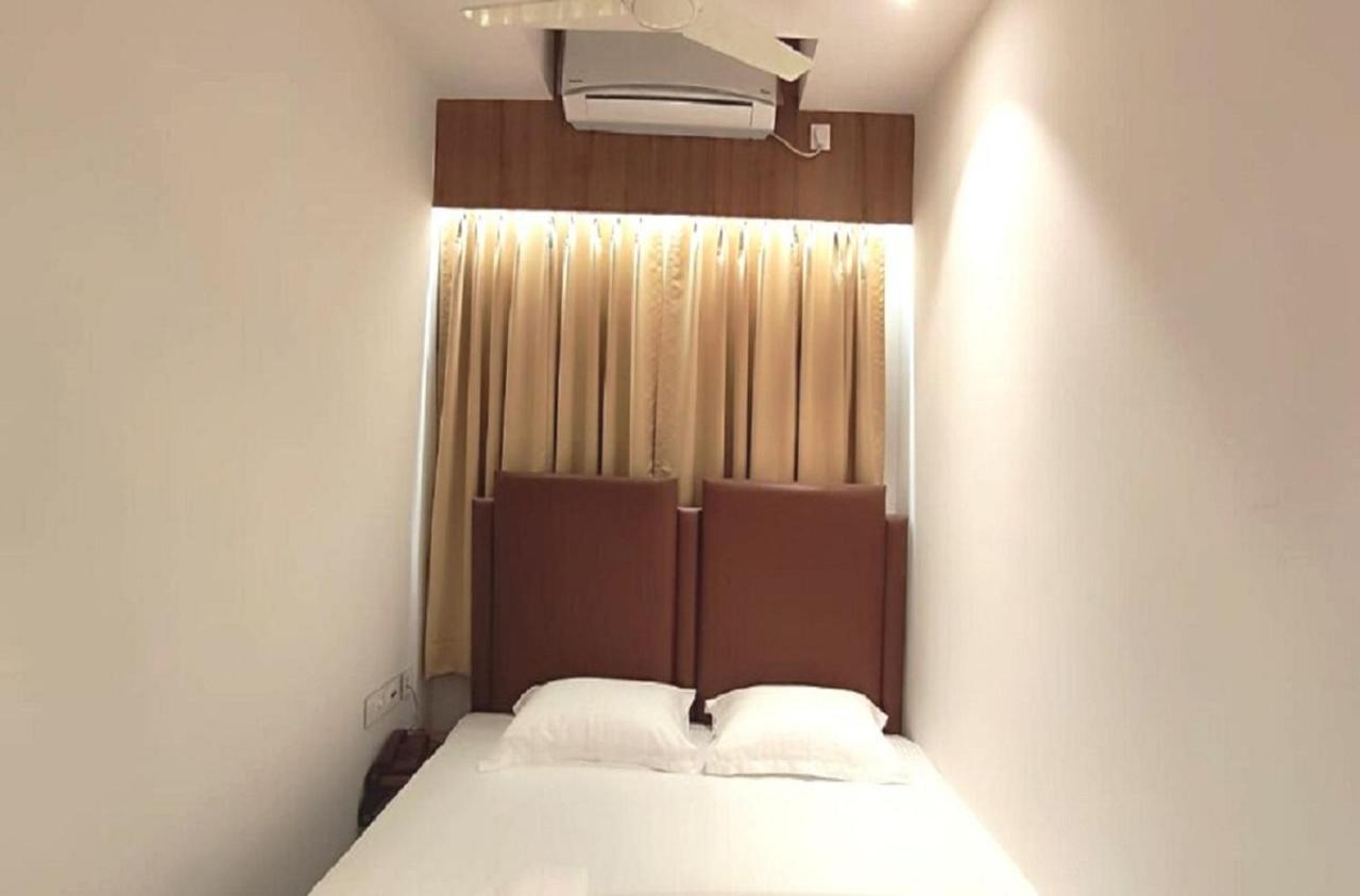 Staymaker Hotel Mohan Palace Baharampur Exterior foto
